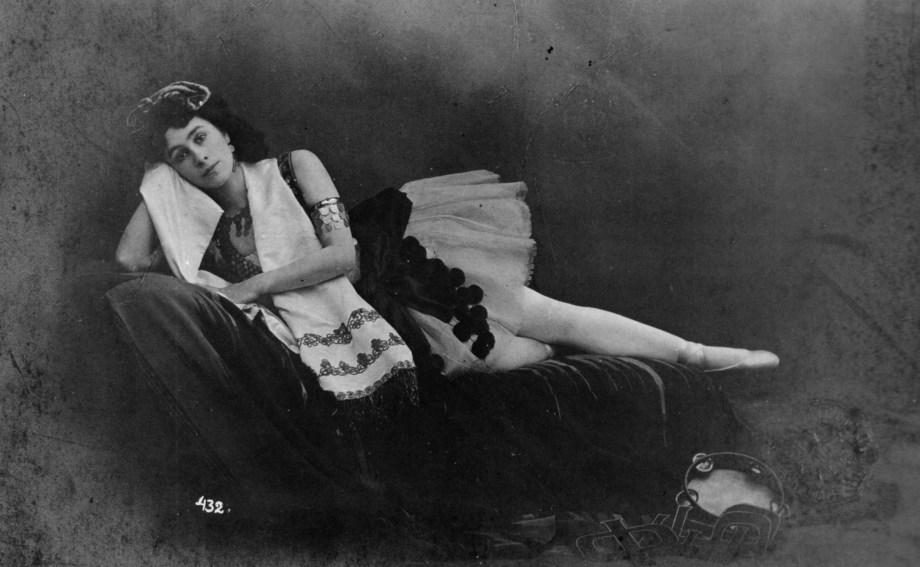 Matilda Kschessinskaya as Esmeralda (1899)