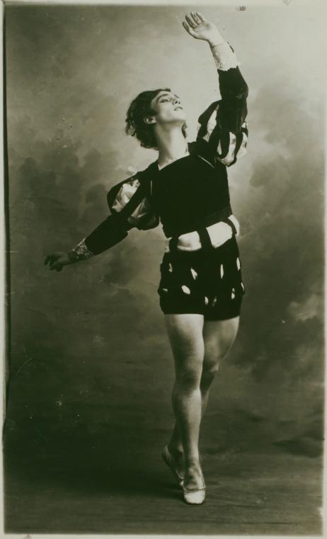 Vaslav Nijinsky as Albrecht (1910)