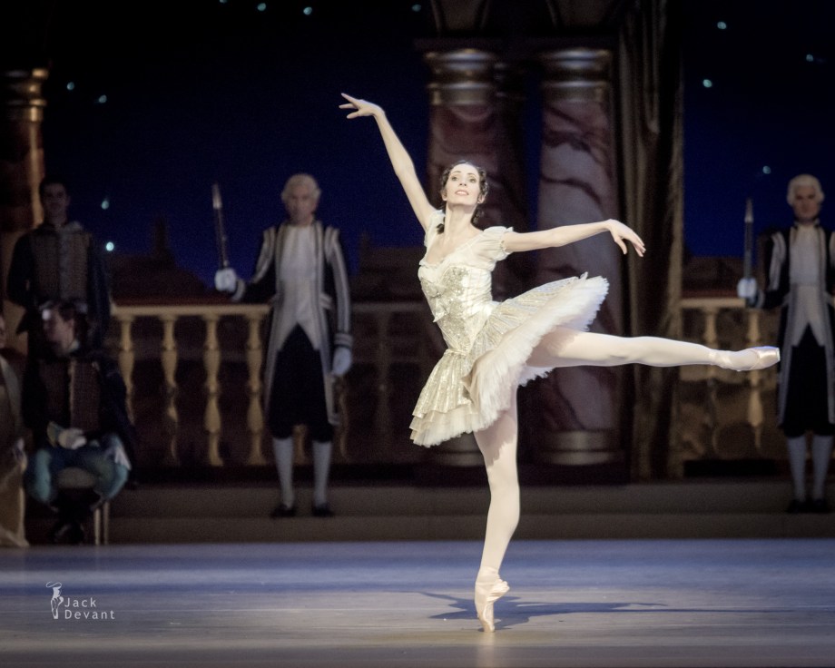 Grand Pas Classique, with Daria Sukhorukova as Paquita (2014), photo by Jack Devant©