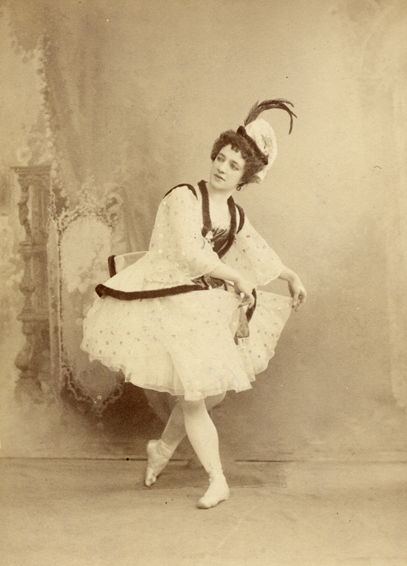 Agrippina Vaganova in the Grand Pas Classique Hongrois (1898)