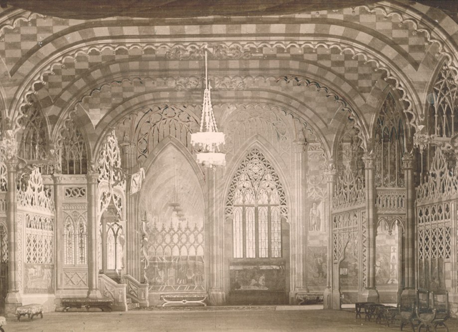 The décor for Act 2 of the 1895 restaging by Heinrich Levogt (1895)