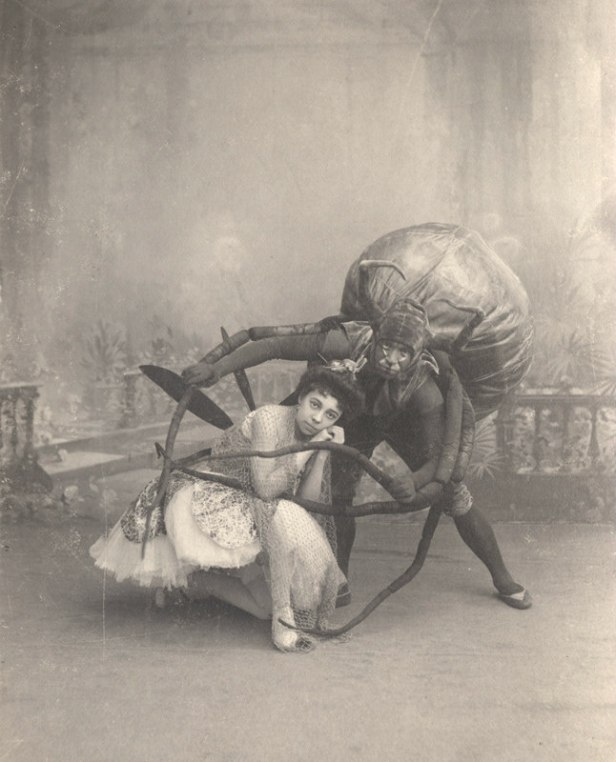 Ekaterina Ofitserova as the Fly and Vasily Stukolkin as the Spider (1900s)