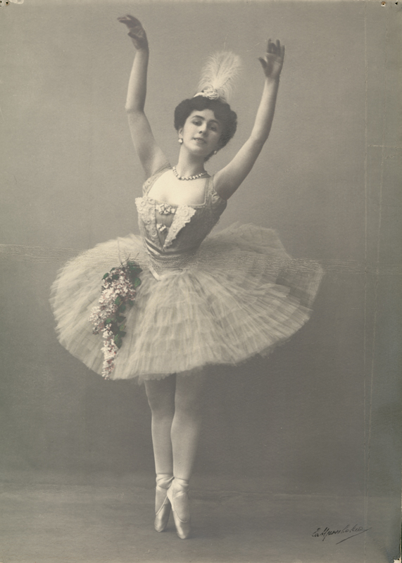 Matilda Kschessinskaya as Niriti in Nikolai Legat's revival (1909)